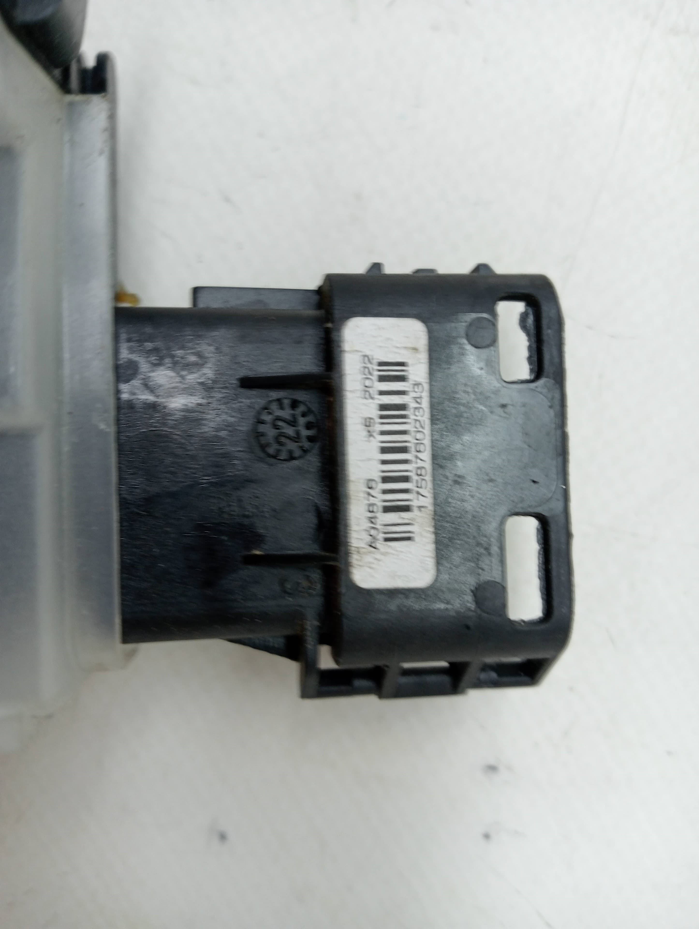 Cerradura puerta trasera izquierda PEUGEOT 2008 (P1) 3