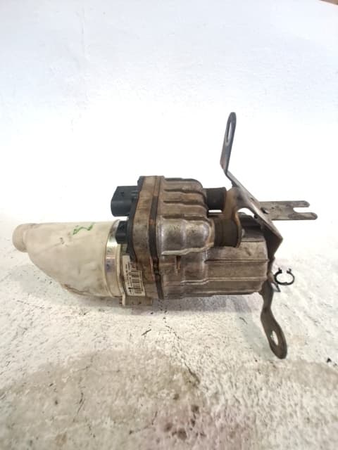 Bomba direccion OPEL ASTRA H BER. 3