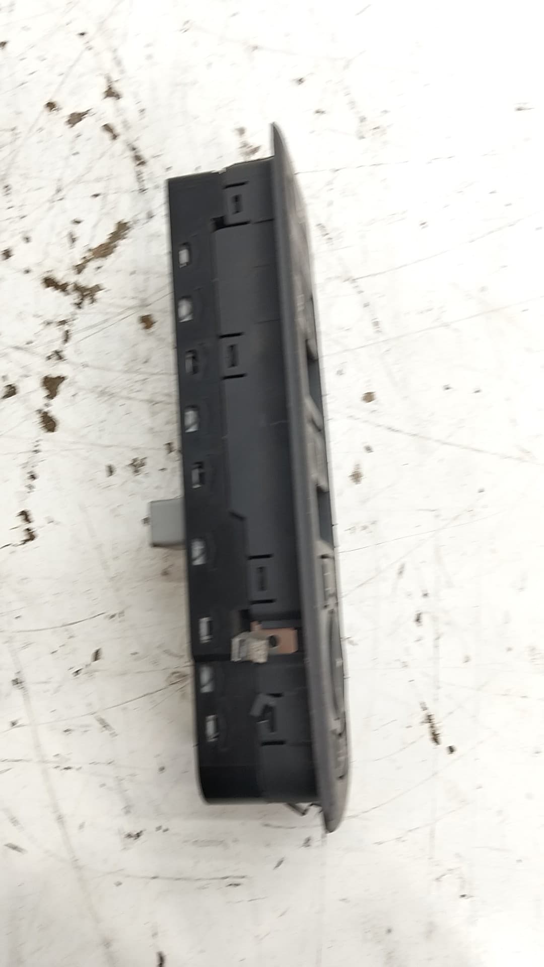 Mando elevalunas delantero izquierdo RENAULT LAGUNA III 4