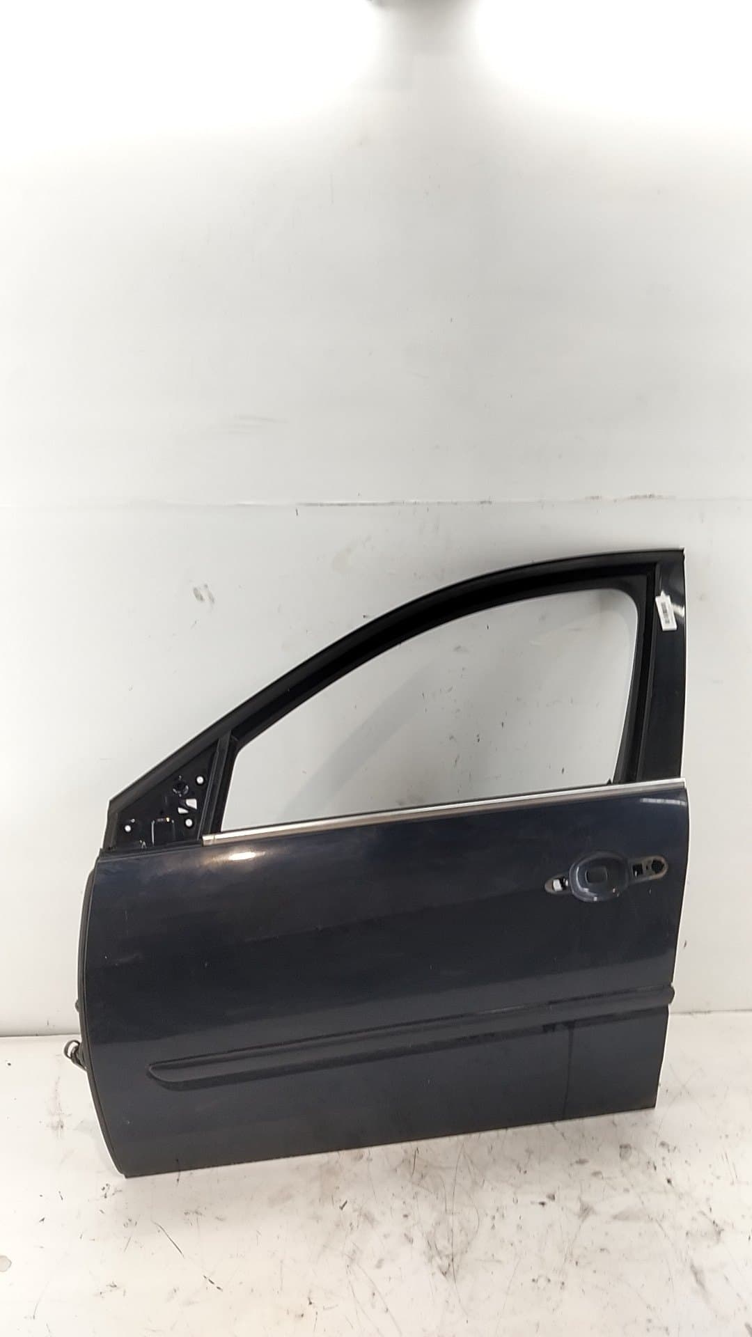 Puerta delantera izquierda RENAULT LAGUNA III