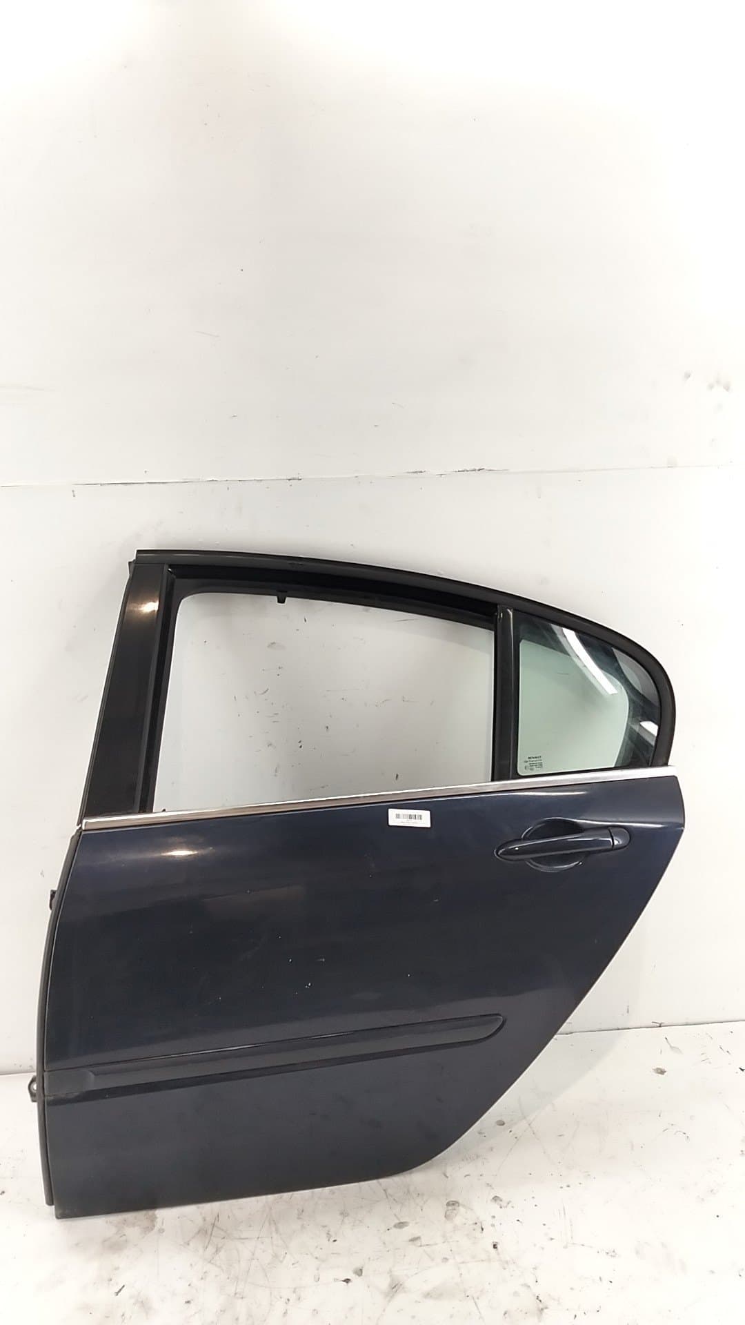 Puerta trasera izquierda RENAULT LAGUNA III