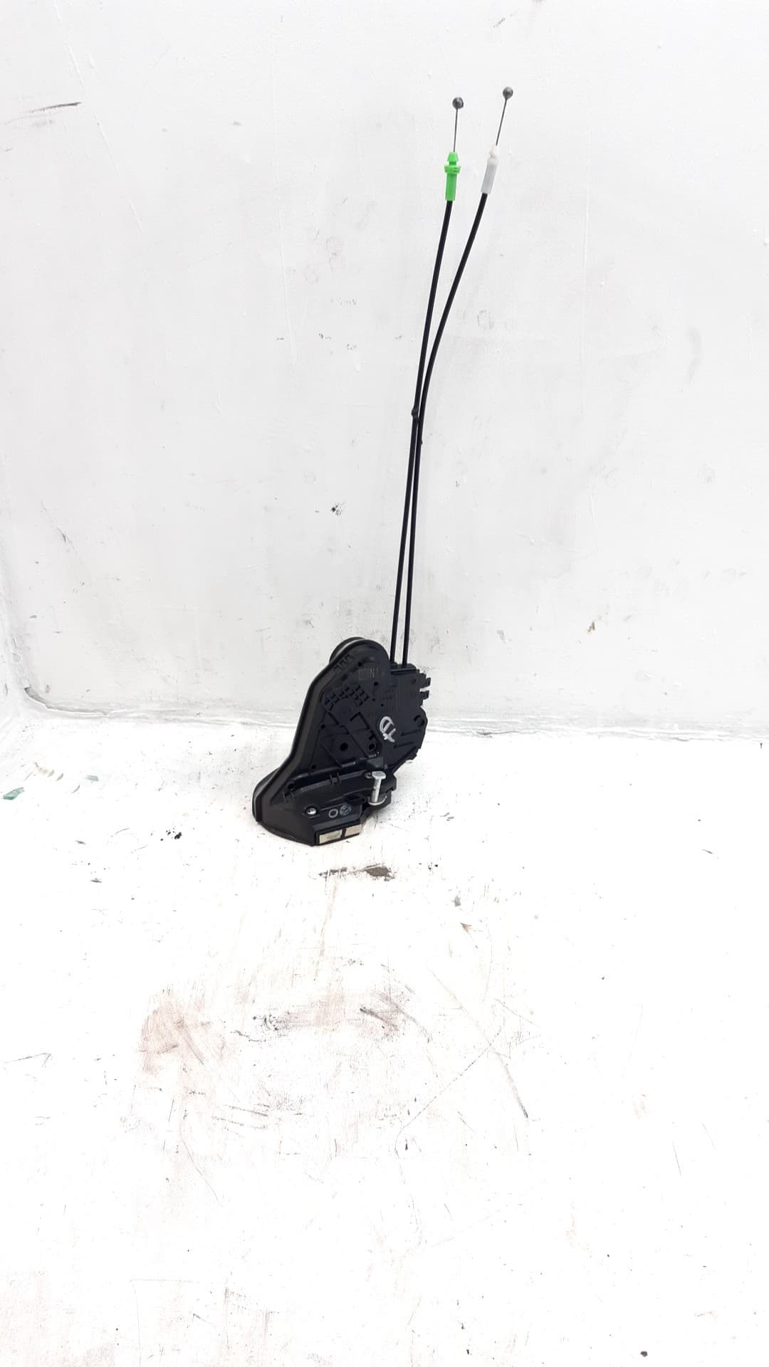 Cerradura puerta lateral derecha TOYOTA AYGO