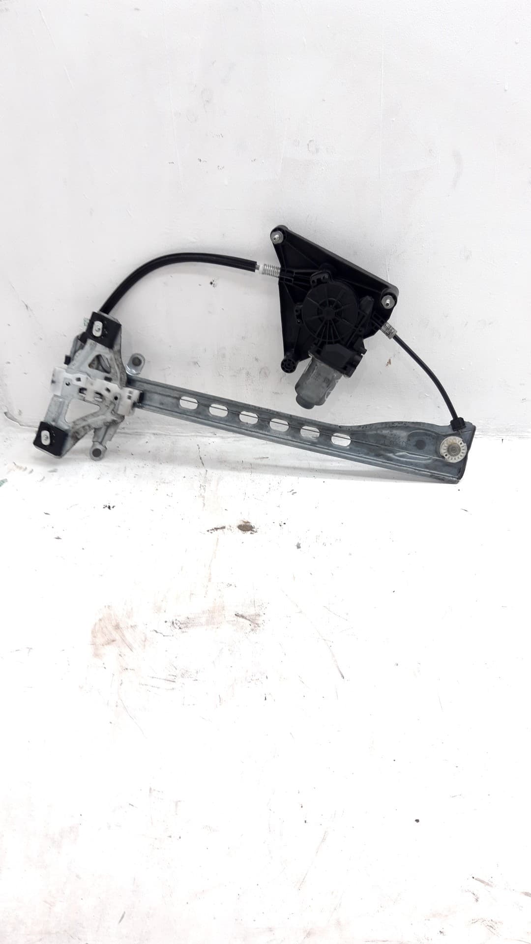 Elevalunas delantero derecho TOYOTA AYGO