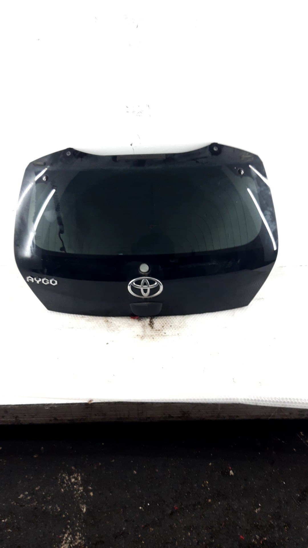 Porton trasero TOYOTA AYGO