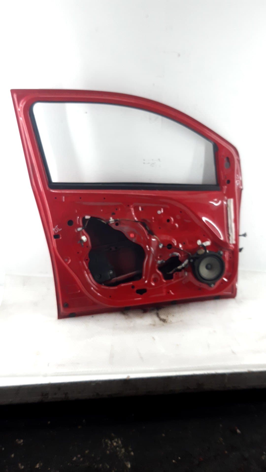 Puerta delantera izquierda TOYOTA AYGO 2