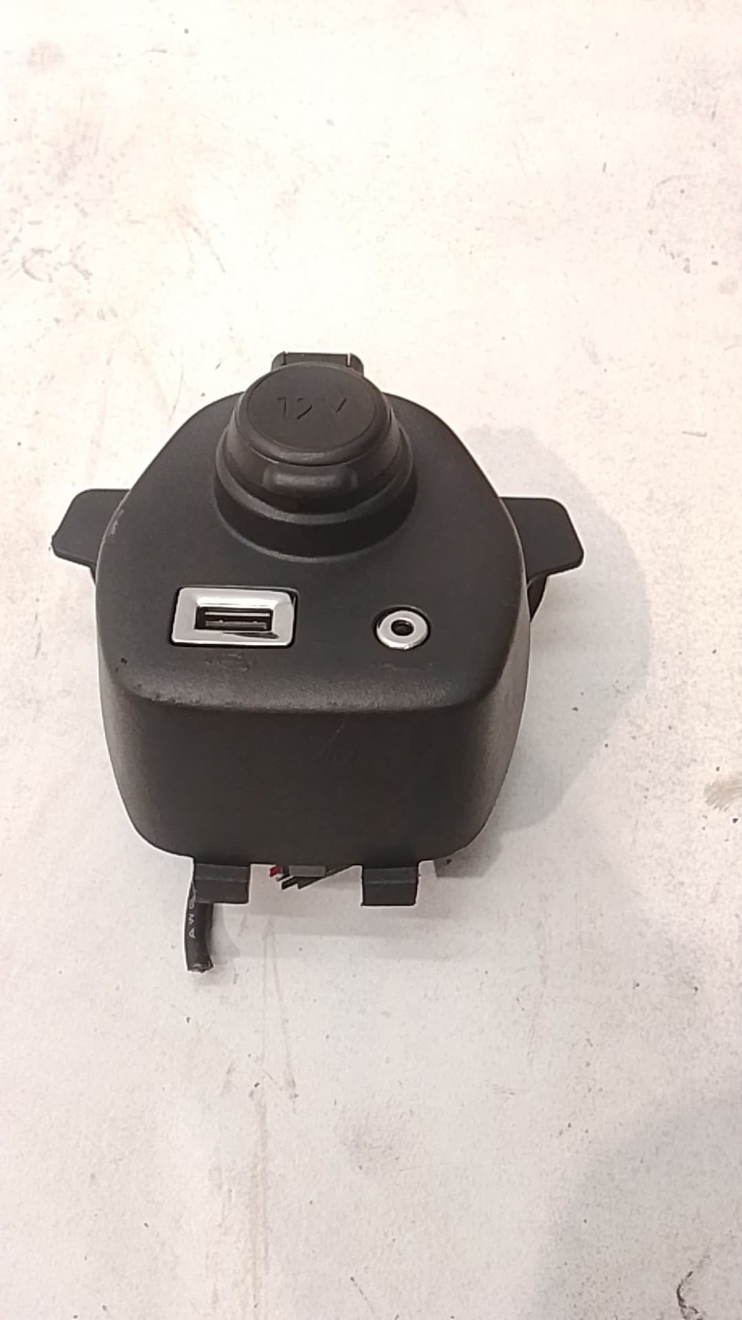 Recambio TOYOTA AYGO ref. 85530YV020 3