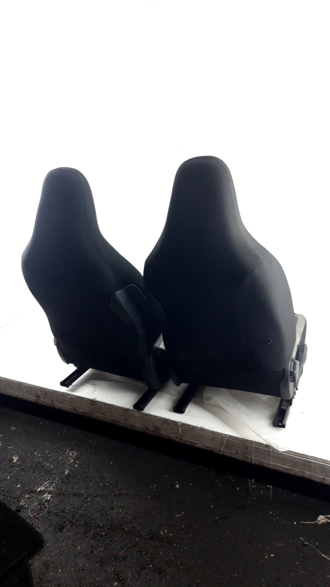 Recambio TOYOTA AYGO ref. 71610YV020 2