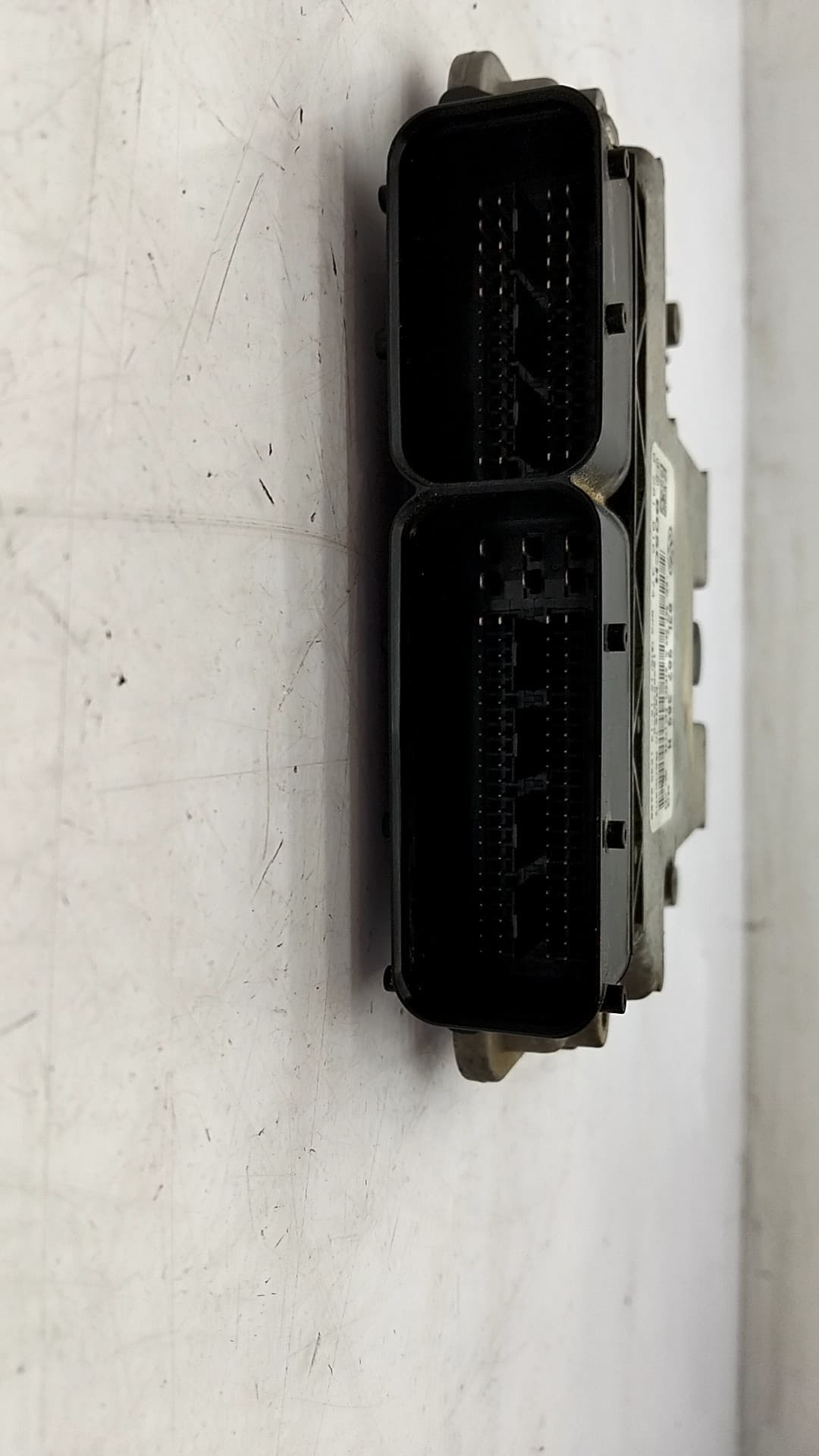 Centralita motor uce VOLKSWAGEN PASSAT BERLINA (3B3) 2