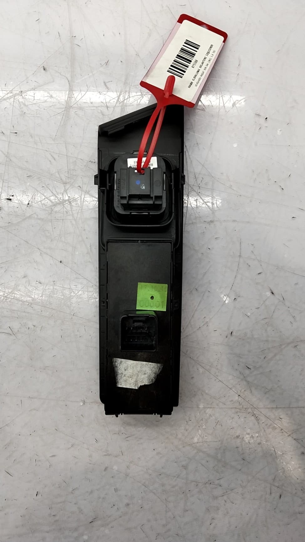 Mando elevalunas delantero izquierdo VOLKSWAGEN PASSAT BERLINA (3B3) 2