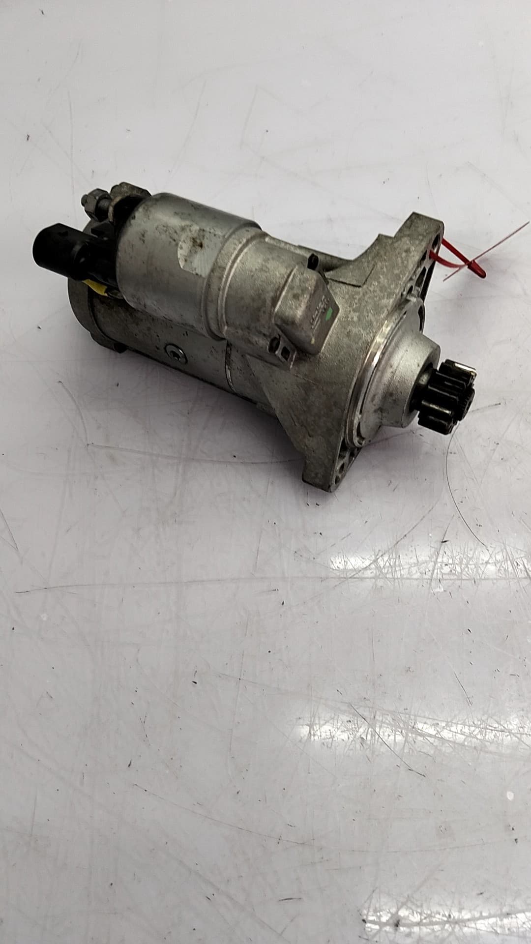 Motor arranque VOLKSWAGEN PASSAT BERLINA (3B3) 2