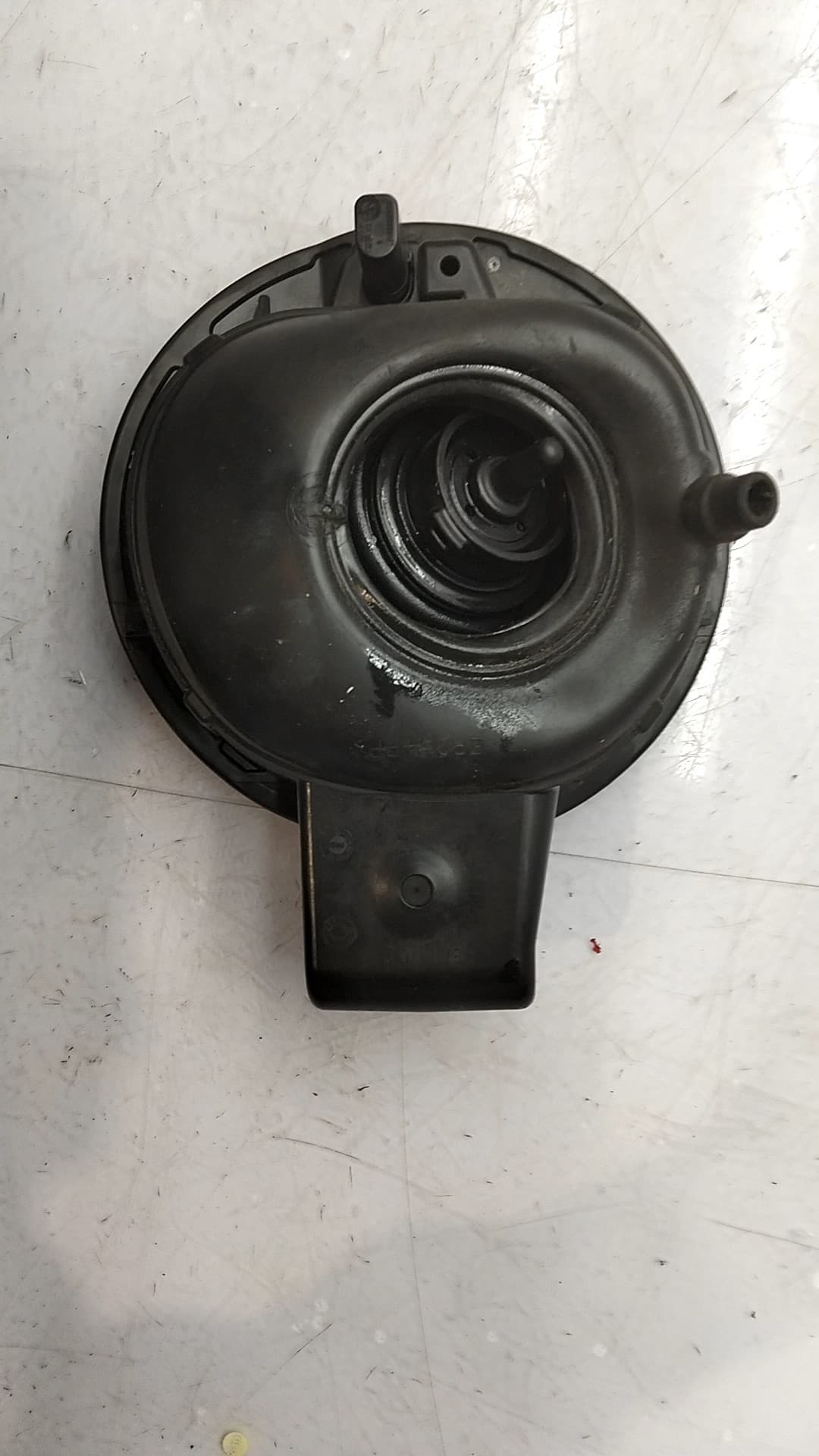Tapa exterior combustible VOLKSWAGEN PASSAT BERLINA (3B3) 4