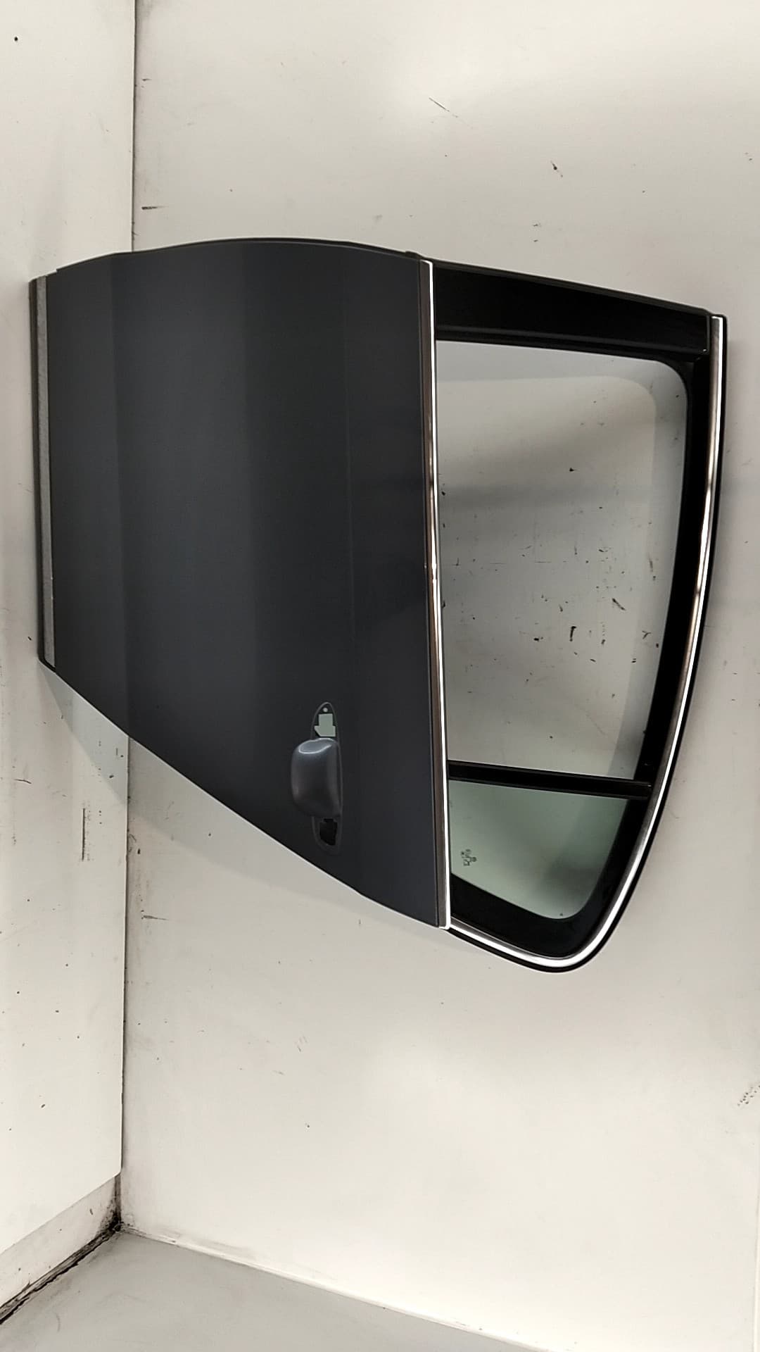 Puerta trasera izquierda VOLKSWAGEN PASSAT BERLINA (3B3)