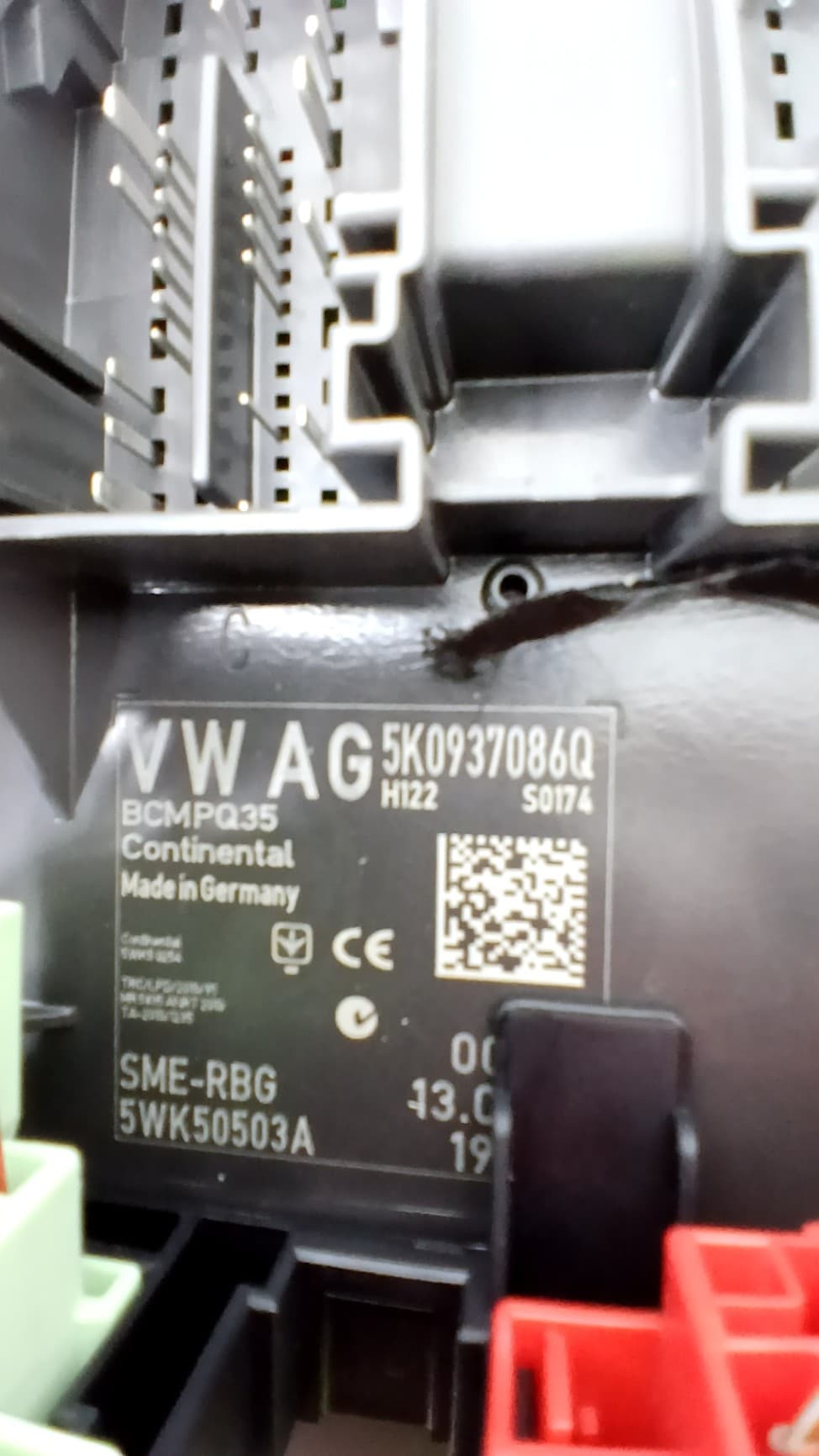 Recambio VOLKSWAGEN TIGUAN (AX1) ref. 5K0937087ABZ02 3