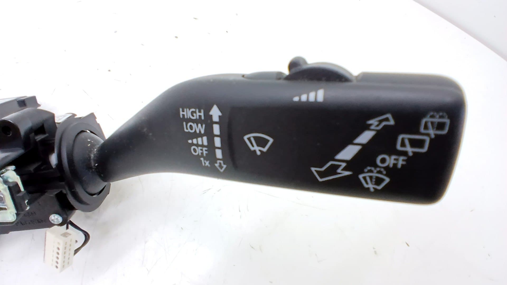 Mando intermitentes VOLKSWAGEN TIGUAN (AX1) 4