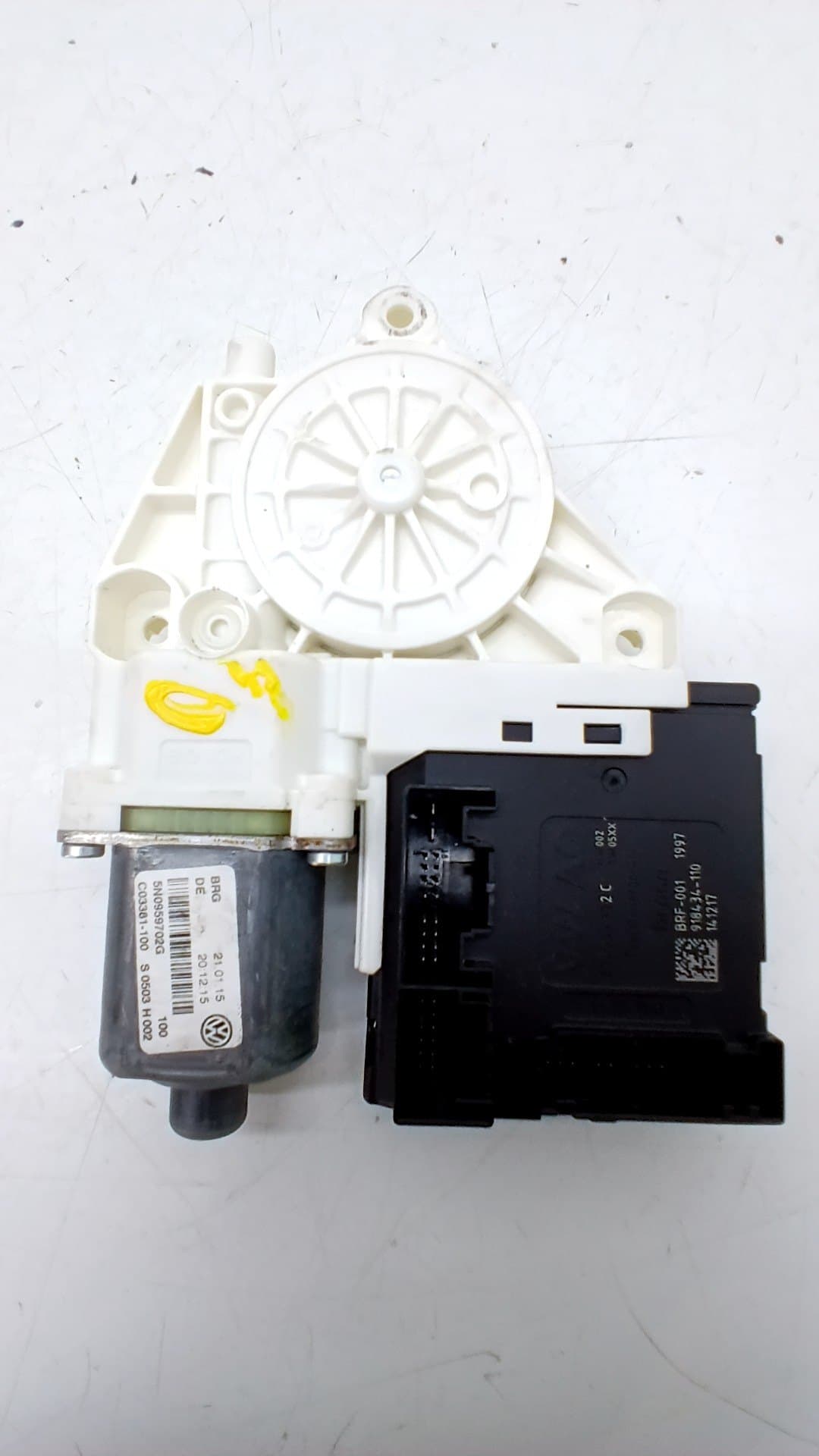 Motor elevalunas delantero derecho VOLKSWAGEN TIGUAN (AX1) 4
