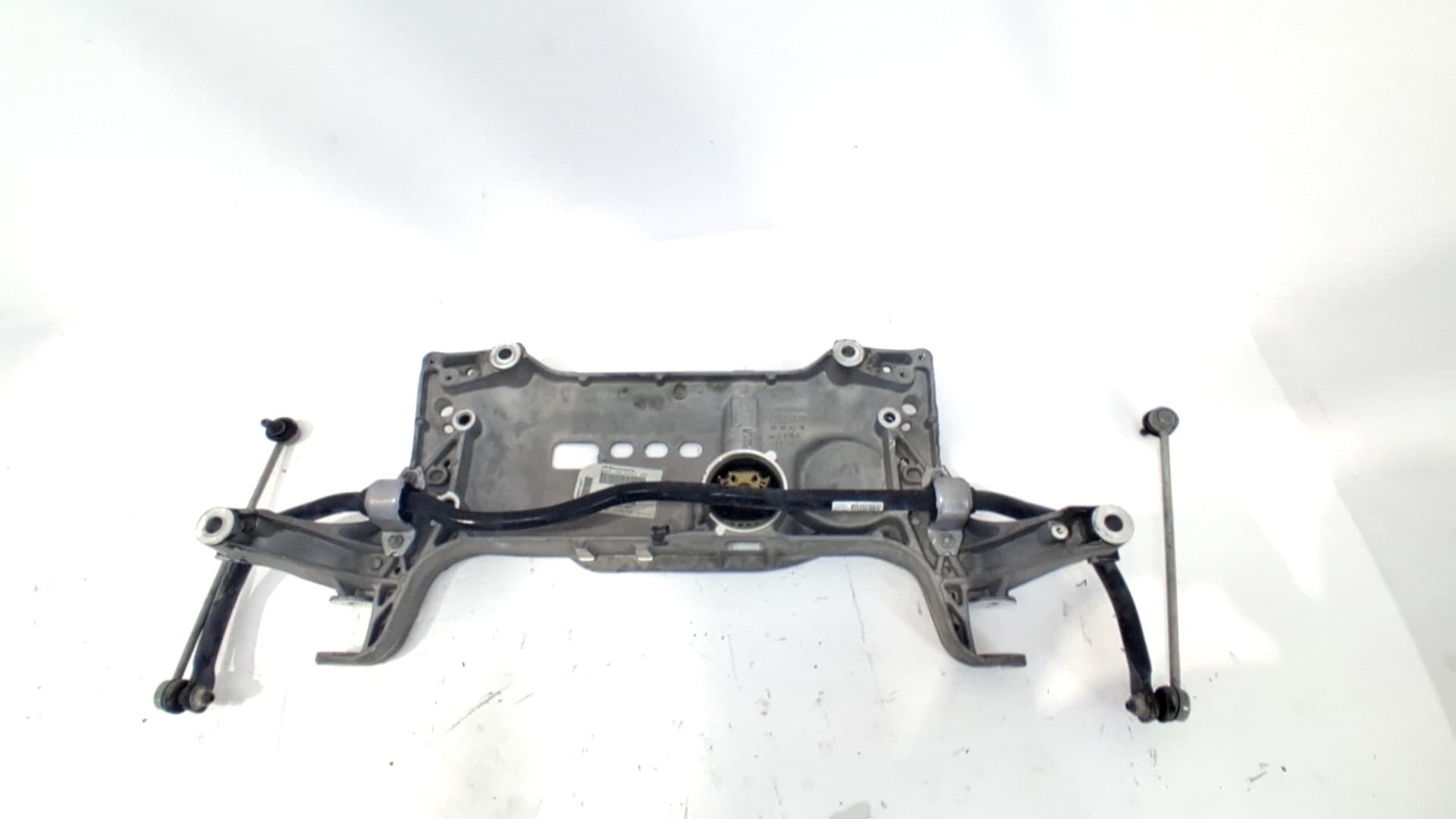 Puente delantero VOLKSWAGEN TIGUAN (AX1)