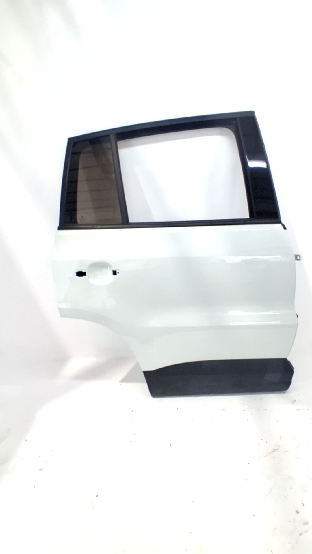 Puerta trasera derecha VOLKSWAGEN TIGUAN (AX1)