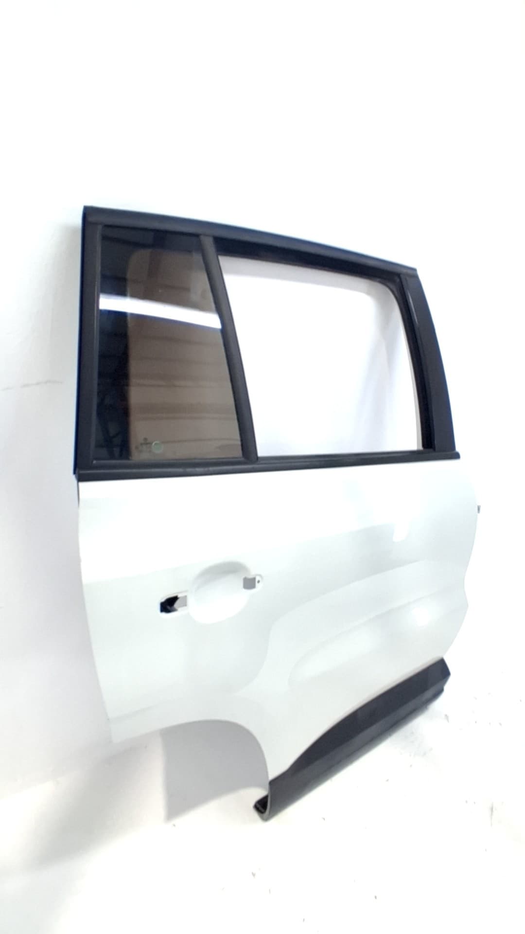 Puerta trasera derecha VOLKSWAGEN TIGUAN (AX1) 2