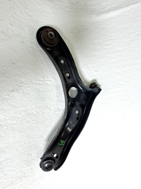 Brazo suspension inferior delantero izquierdo KIA RIO 2