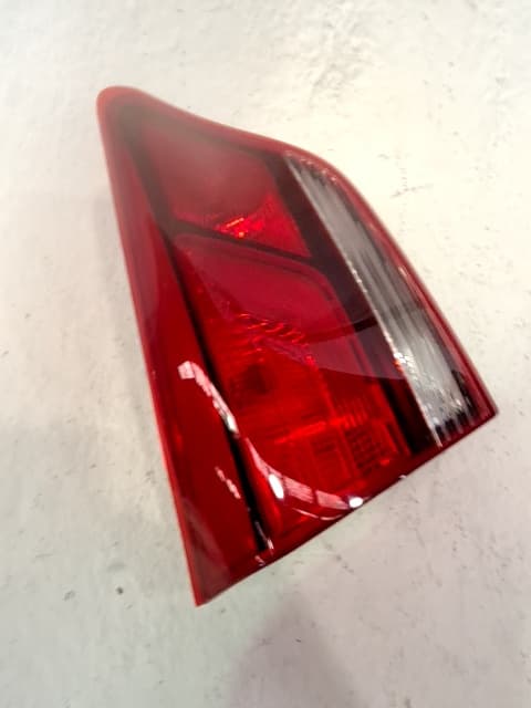 Recambio KIA RIO ref. 92403H8010 3