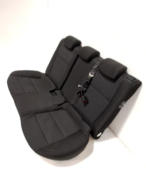 Cerradura asientos traseros KIA RIO 4