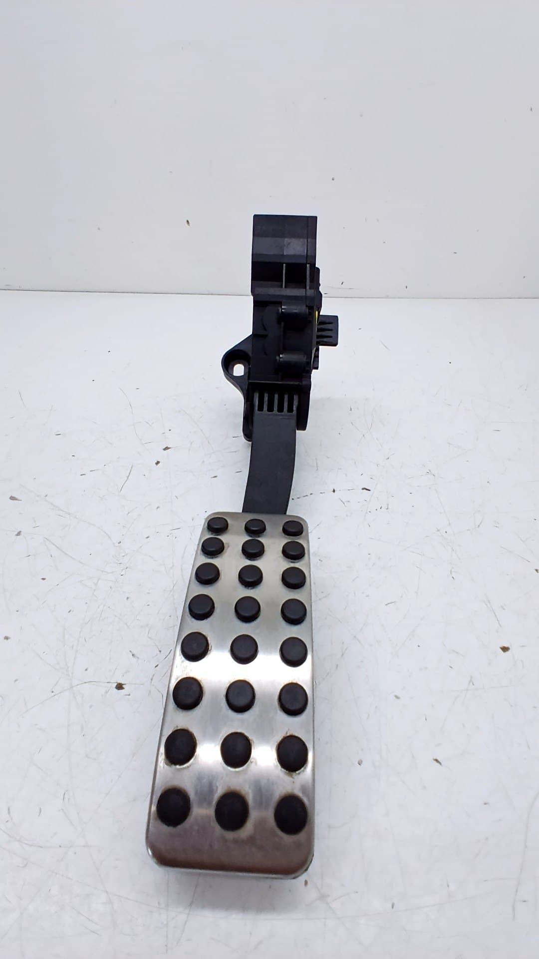 Pedal acelerador MERCEDES-BENZ CLASE A (W169) 2
