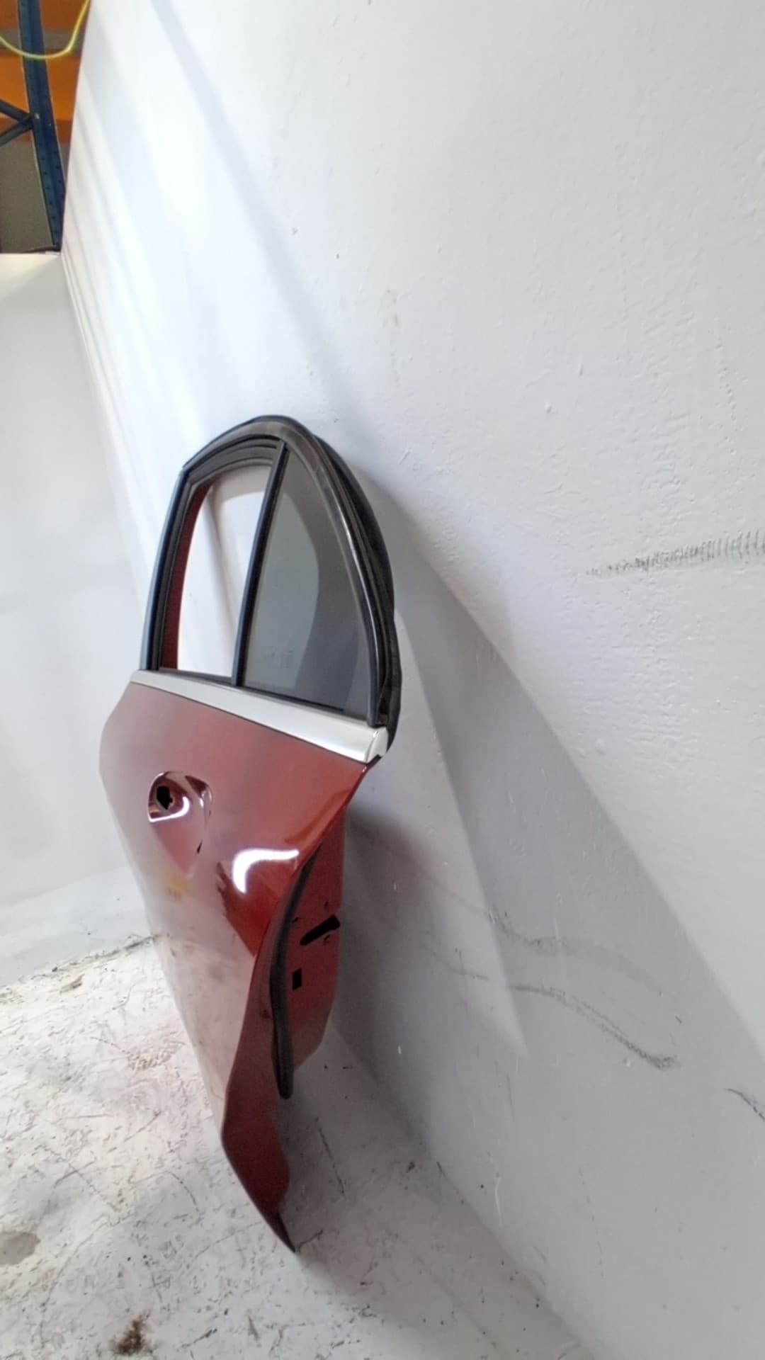 Puerta trasera izquierda MERCEDES-BENZ CLASE A (W169) 3