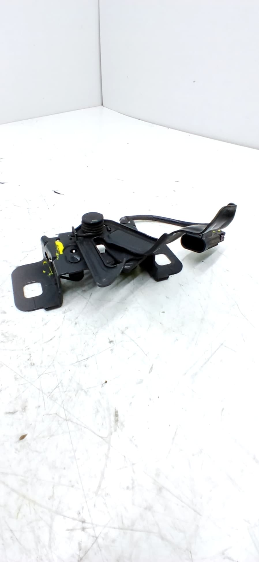 Cerradura capot OPEL ASTRA J LIM. 3