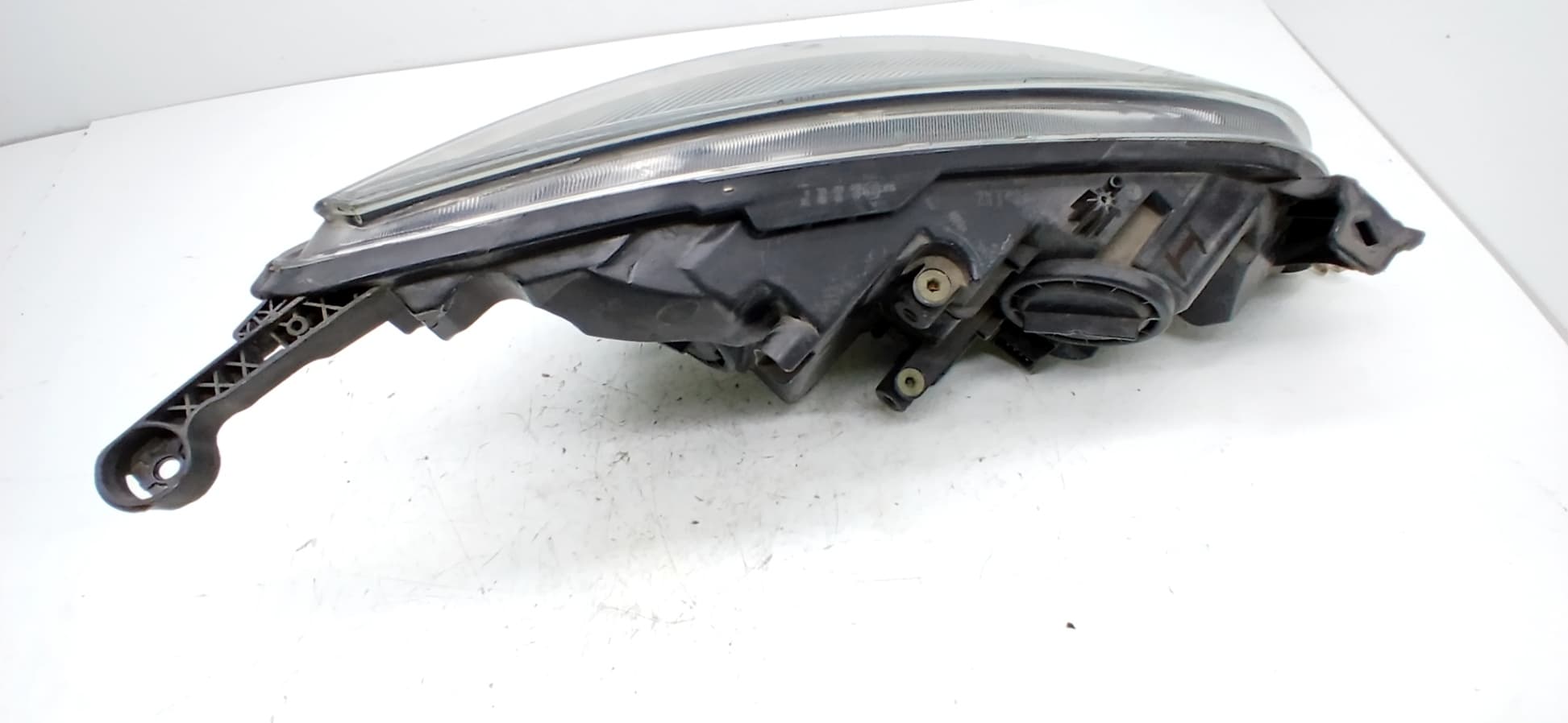 Faro izquierdo OPEL ASTRA J LIM. 4
