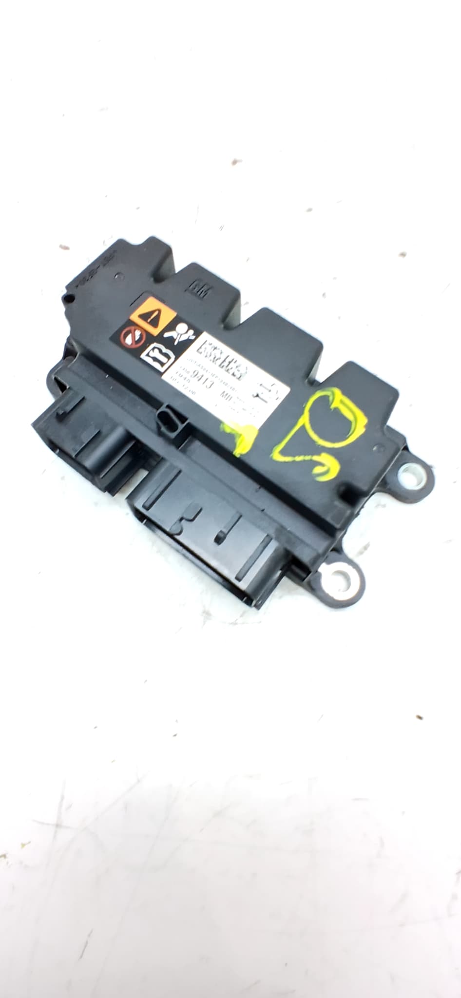 Centralita airbag OPEL ASTRA J LIM.