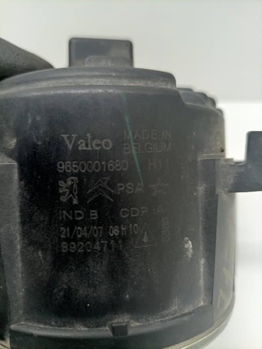 Faro antiniebla izquierdo CITROEN C4 BERLINA 2