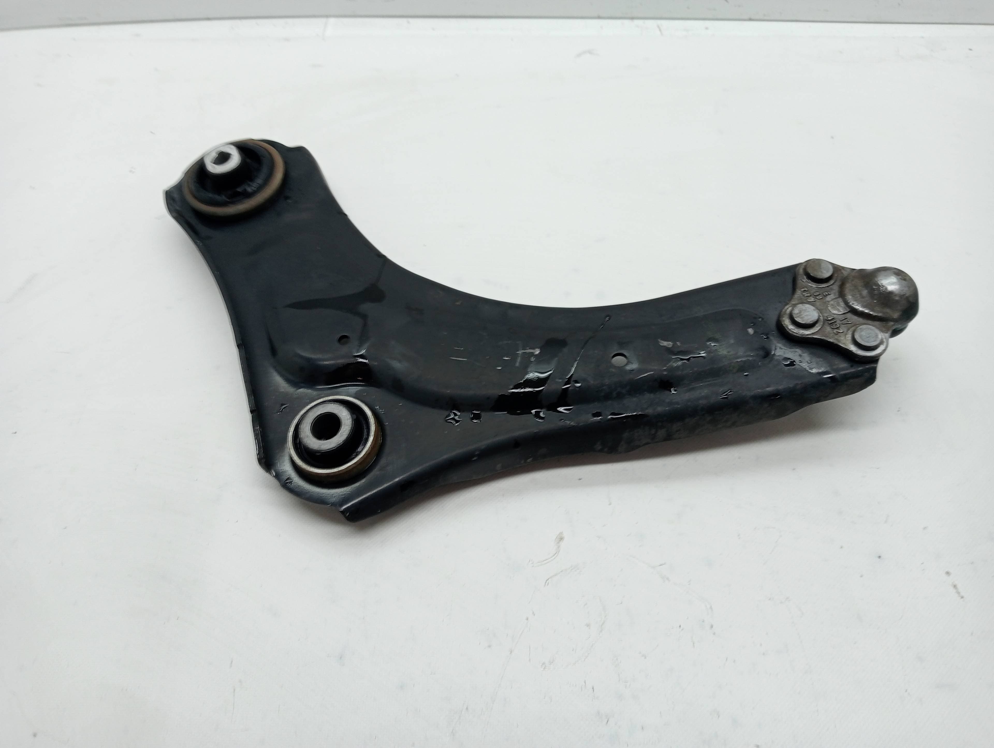 Brazo suspension inferior delantero derecho RENAULT SCENIC III 3
