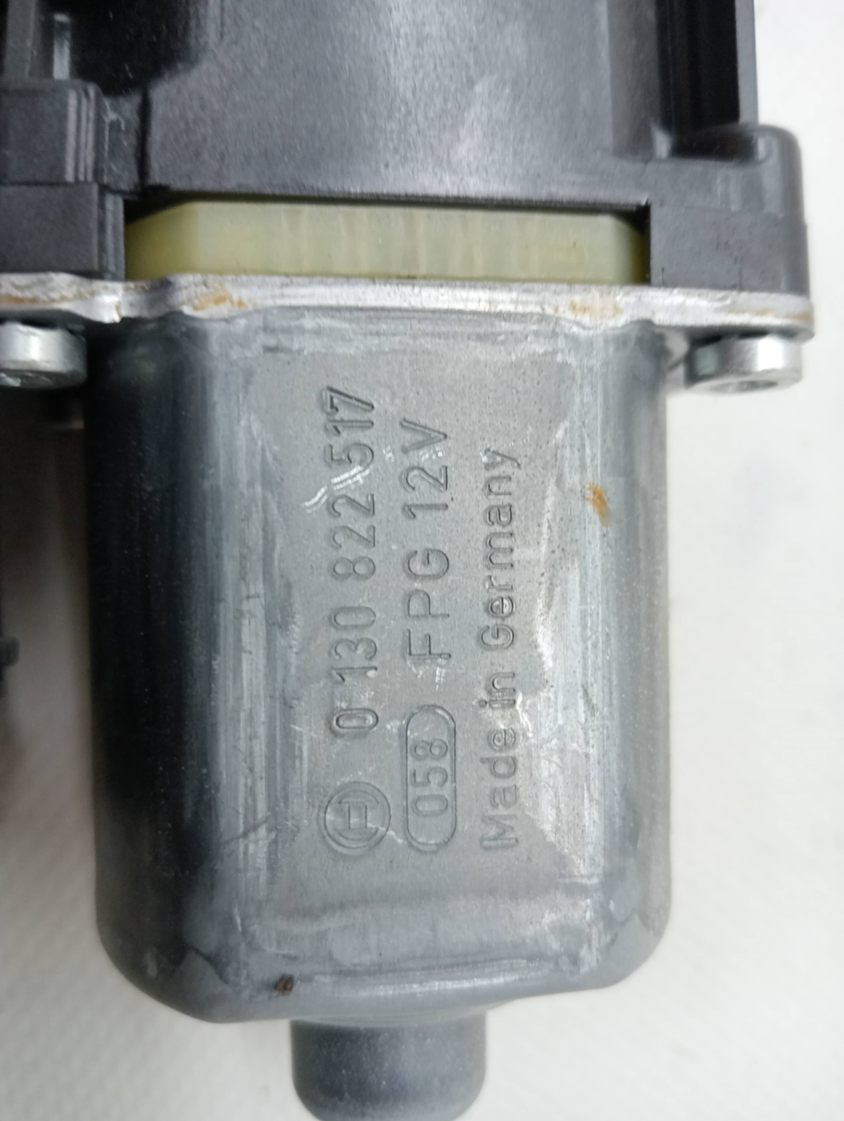 Motor elevalunas trasero izquierdo RENAULT SCENIC III 3