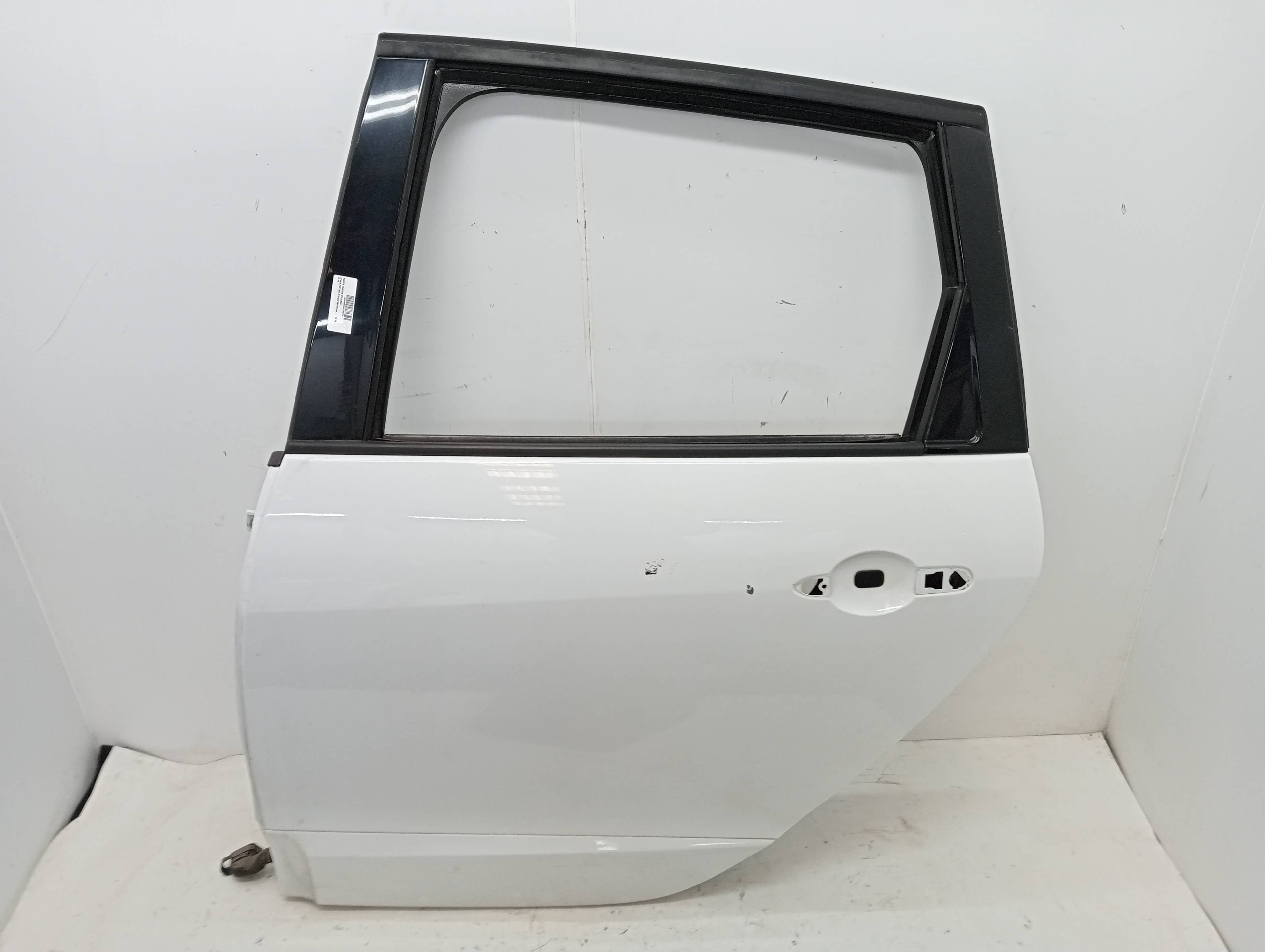 Puerta trasera izquierda RENAULT SCENIC III