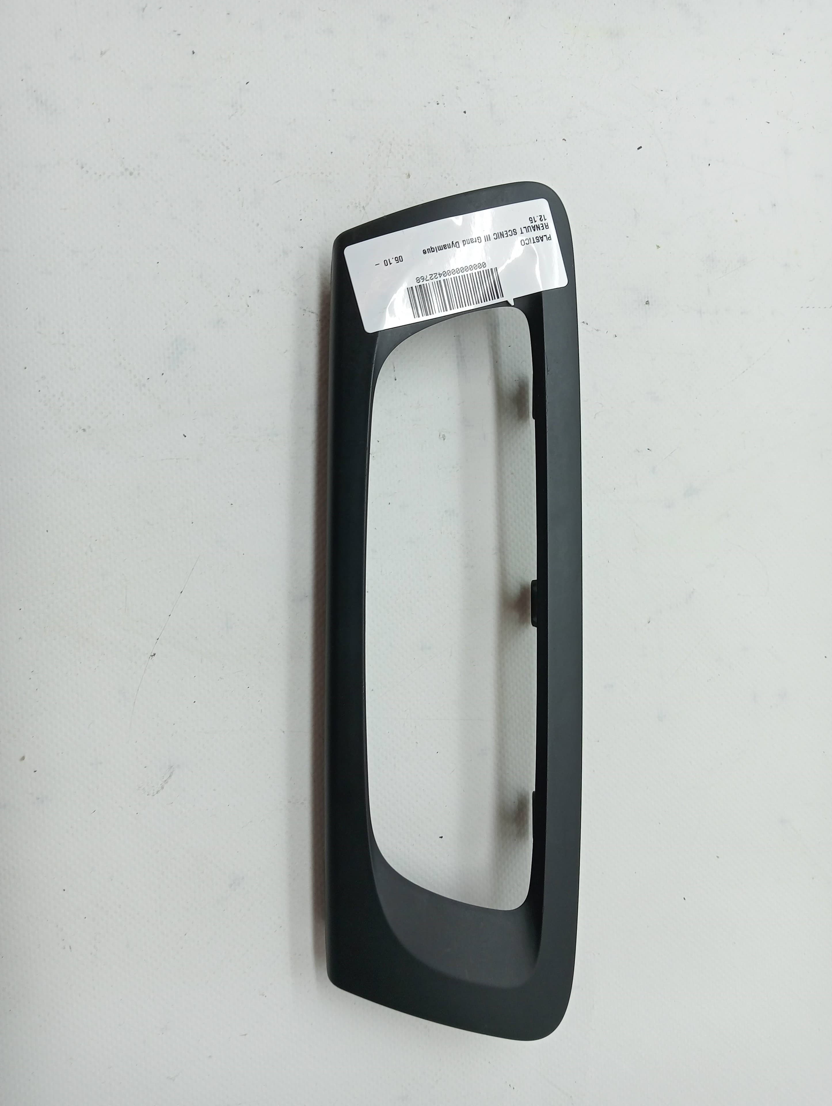 Plastico RENAULT SCENIC III