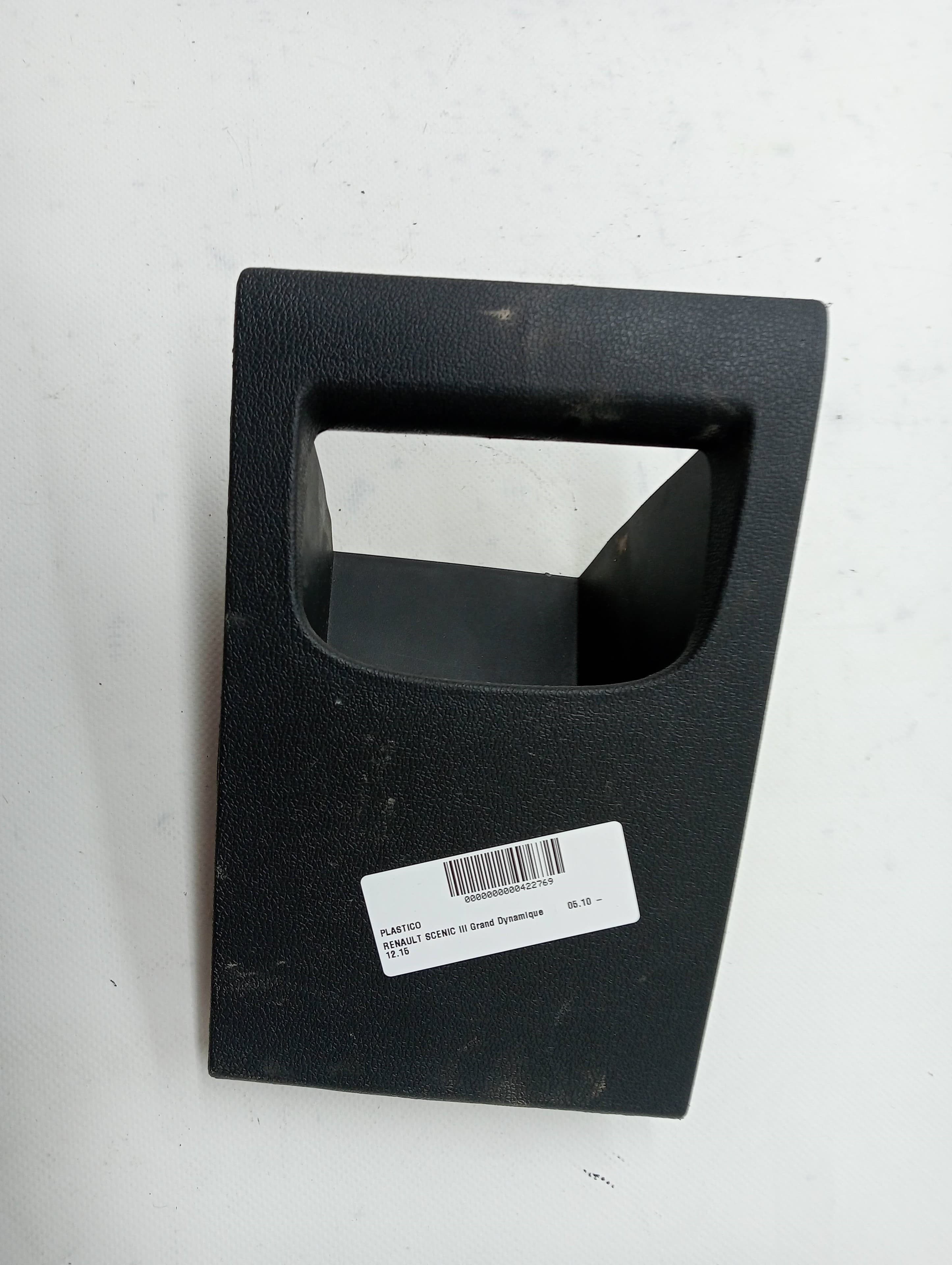 Plastico RENAULT SCENIC III