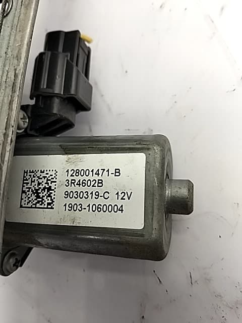 Motor elevalunas delantero derecho DACIA DOKKER 4