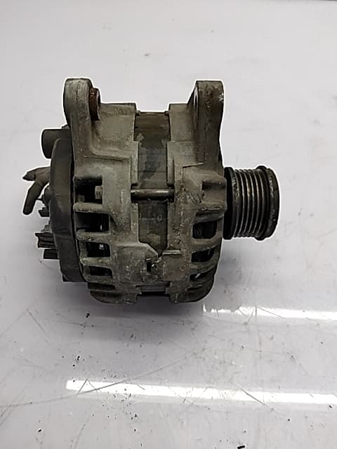 Alternador DACIA DOKKER