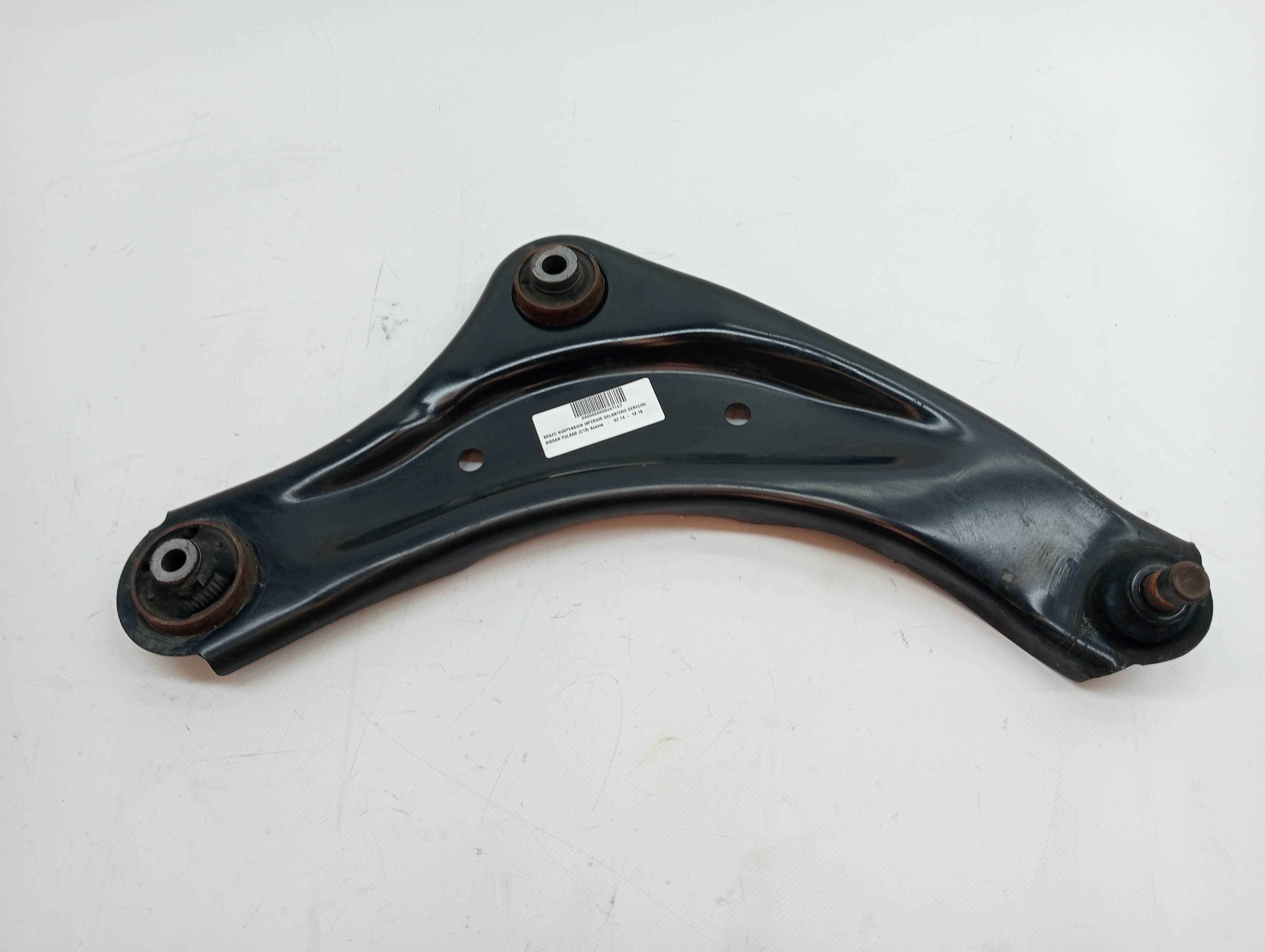 Brazo suspension inferior delantero derecho NISSAN PULSAR (C13)