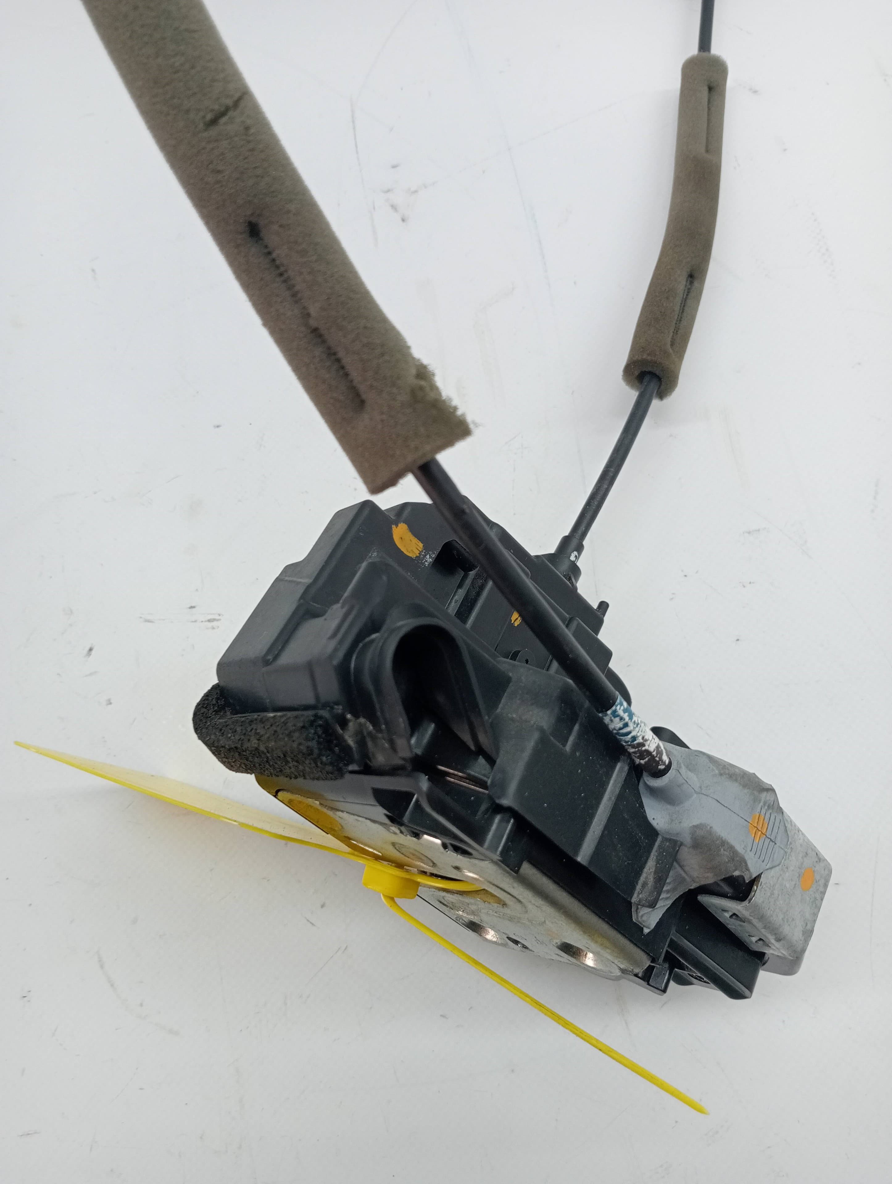 Cerradura puerta trasera derecha NISSAN PULSAR (C13) 3