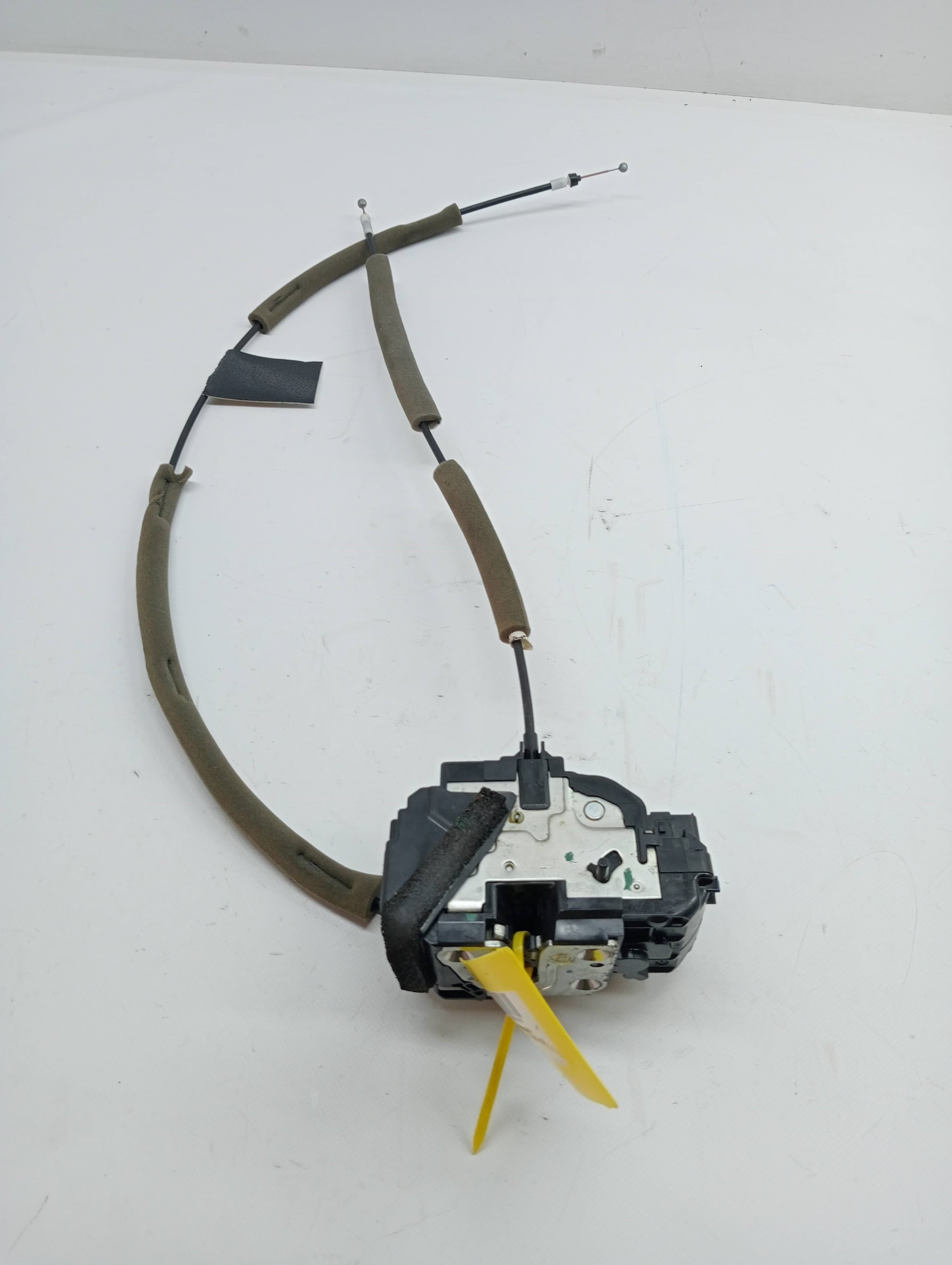 Cerradura puerta trasera izquierda NISSAN PULSAR (C13) 3