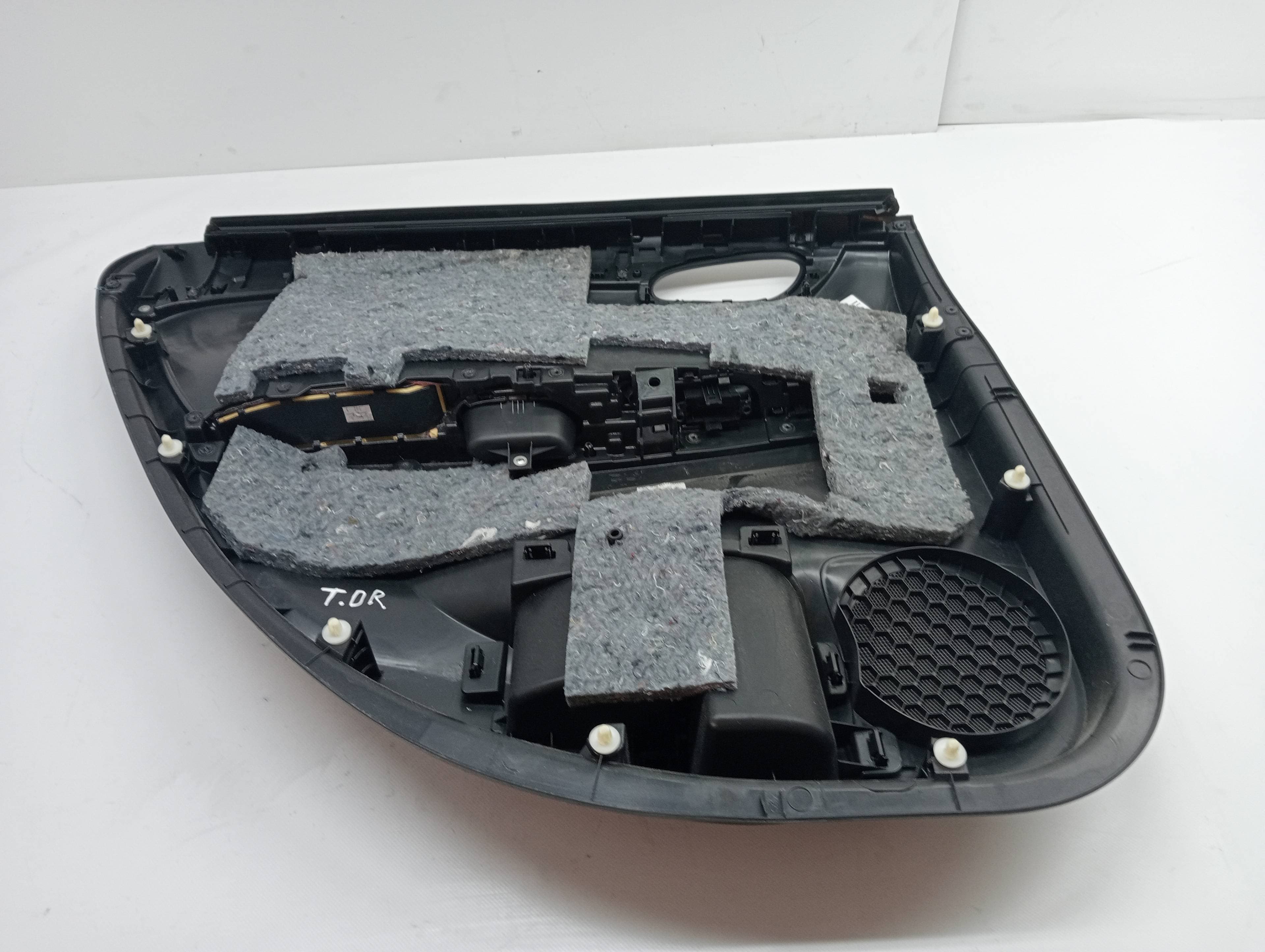 Guarnecido puerta trasera derecha NISSAN PULSAR (C13) 2