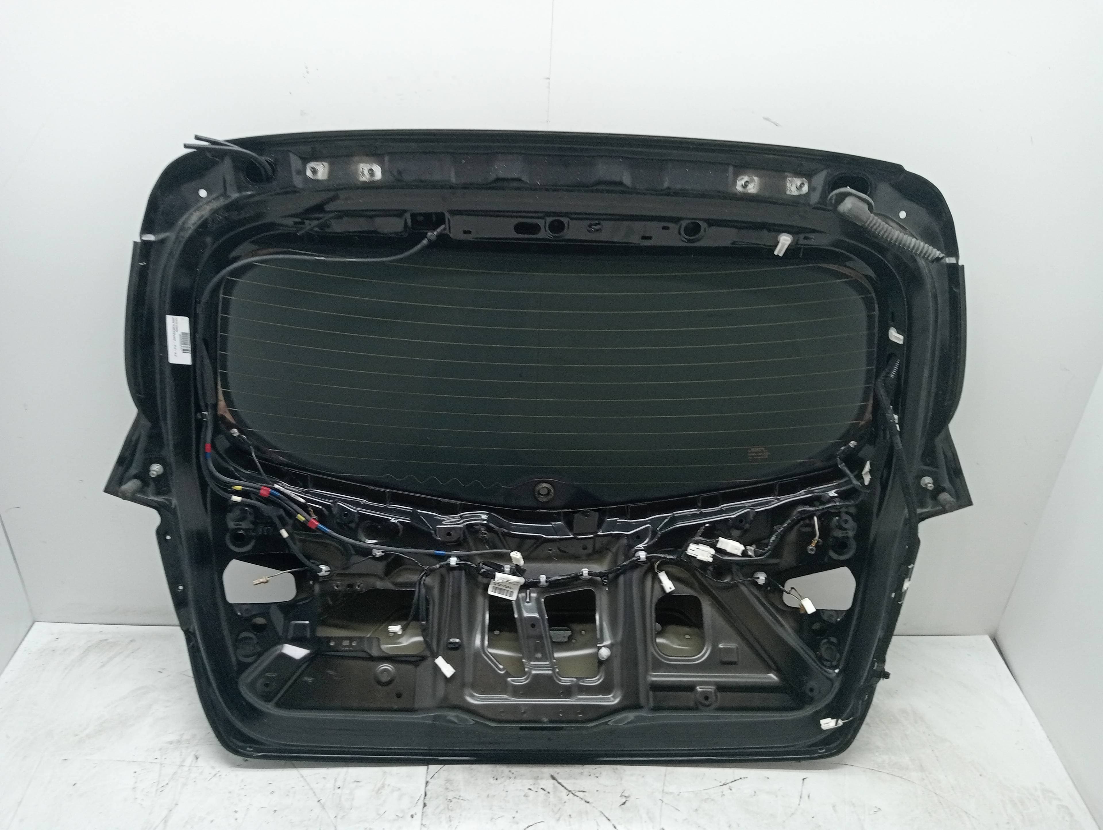 Porton trasero NISSAN PULSAR (C13) 2