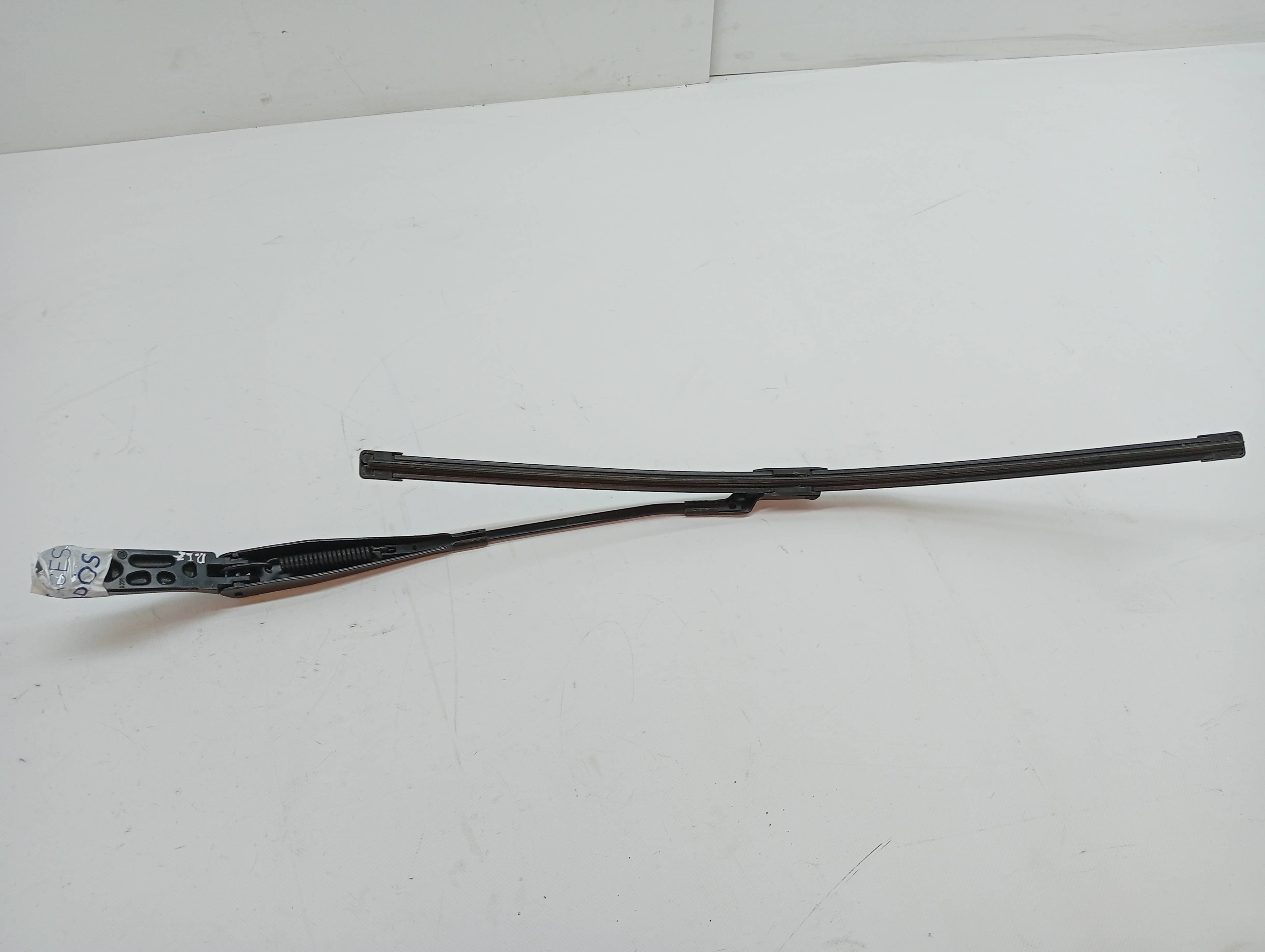 Brazo limpia delantero izquierdo NISSAN PULSAR (C13) 3