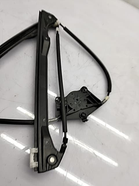 Elevalunas delantero izquierdo SEAT TOLEDO (1M2)