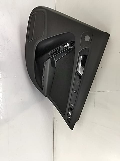 Guarnecido puerta trasera derecha AUDI A4 AVANT (8K5) (2008)
