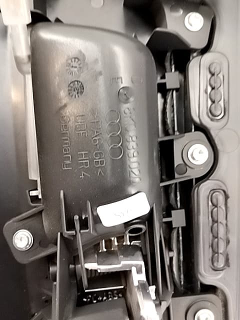 Guarnecido puerta trasera derecha AUDI A4 AVANT (8K5) (2008) 3