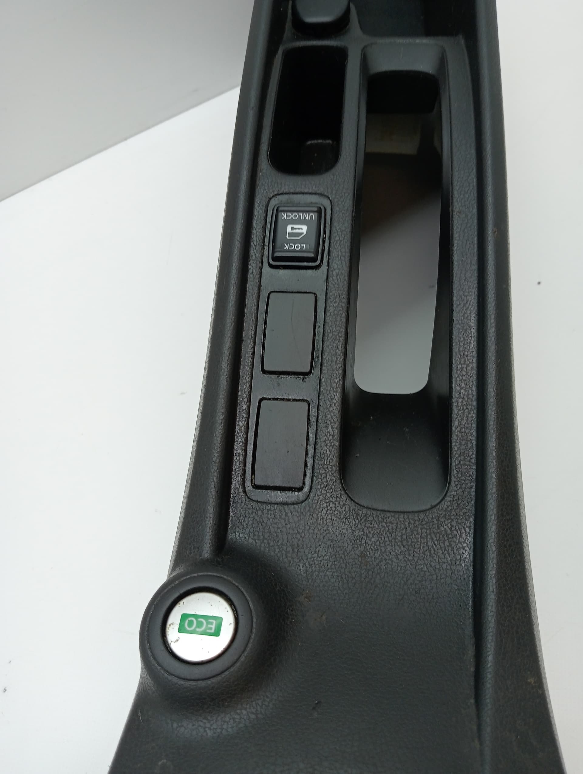 Consola central NISSAN NOTE 2