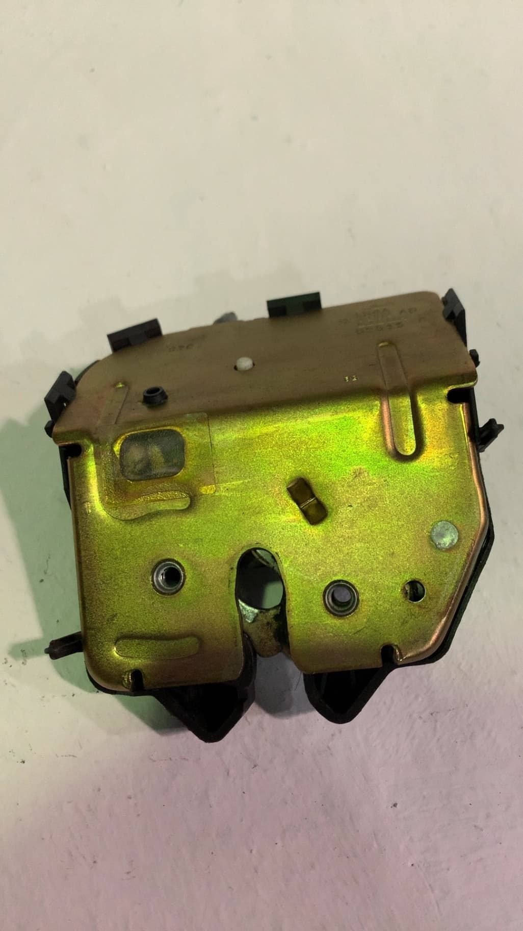 Cerradura maletero / porton FORD FOCUS TURNIER (CAK) 2