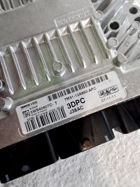Centralita motor uce FORD FOCUS BERLINA (CAP)
